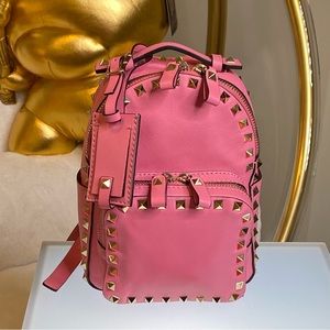 VALENTINO GARAVANI HOT PINK ROCK-STUD MEDIUM BACKPACK